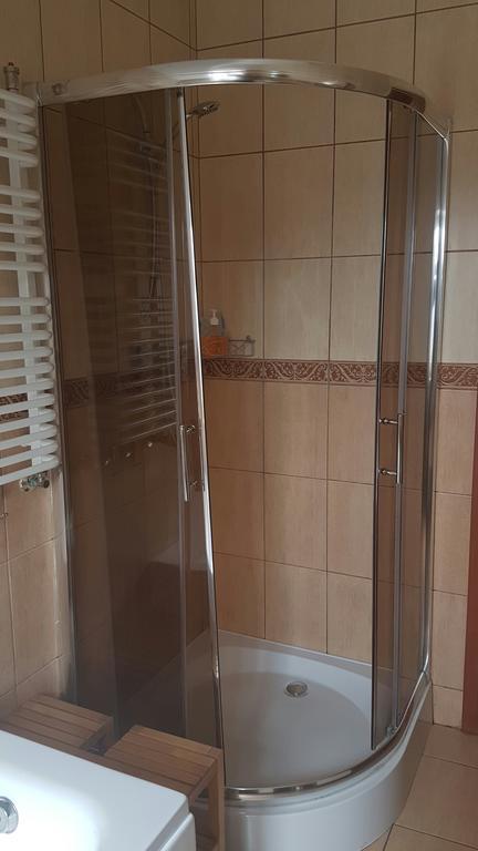 Hostel Rafcar Bydgoszcz Buitenkant foto